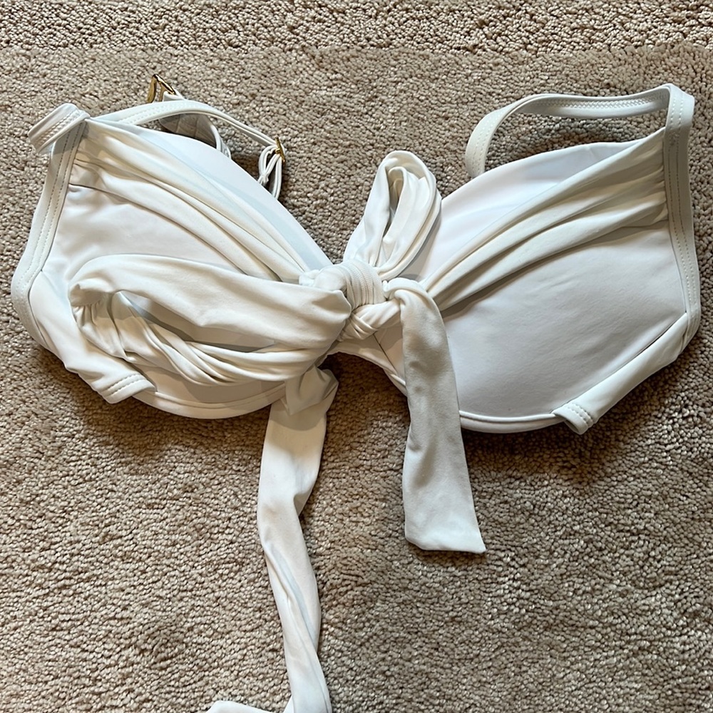 Women’s white tie bikini top☀️☀️